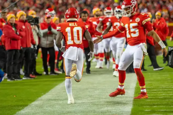 Tyreek Hill, Chiefs, Projected to Reunite