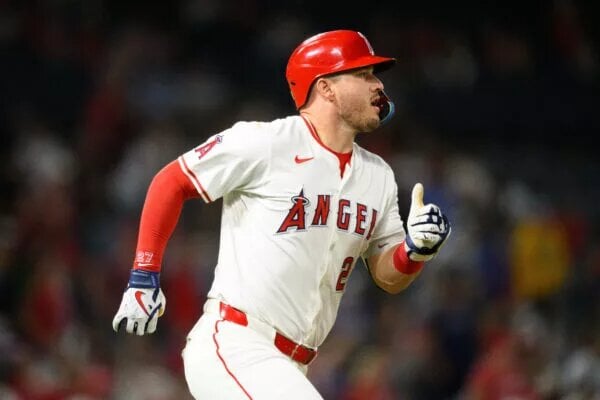 Mike Trout Heading to IL With Hamstring Injury