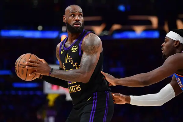 LeBron James Cuts Wish List Down to 6, 10-Year NBA Vet Returns to League, Knicks Have 2 Open Roster Spots After Signing Backup Center